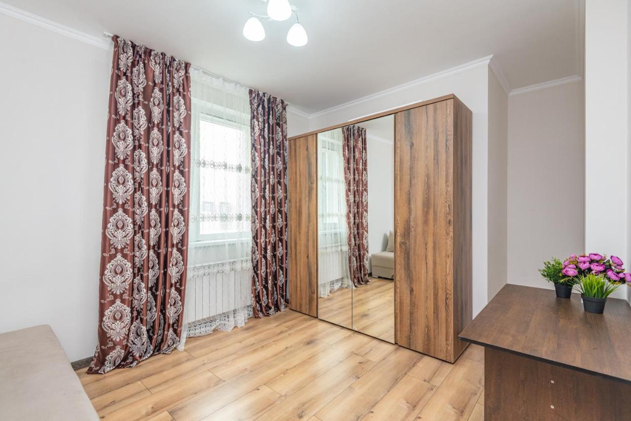Жк Sauran Towers Comfort Αστάνα Εξωτερικό φωτογραφία